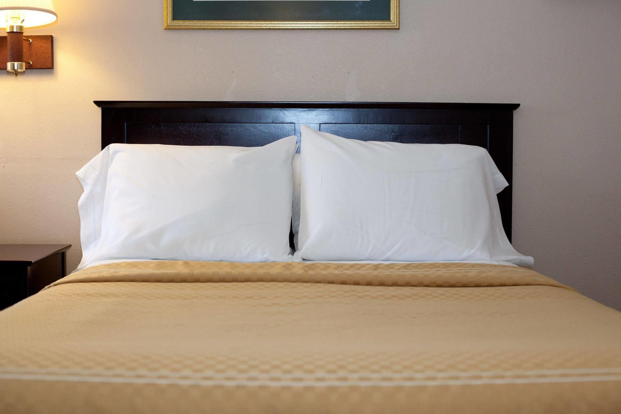 Timberlake Motel Lynchburg Bagian luar foto